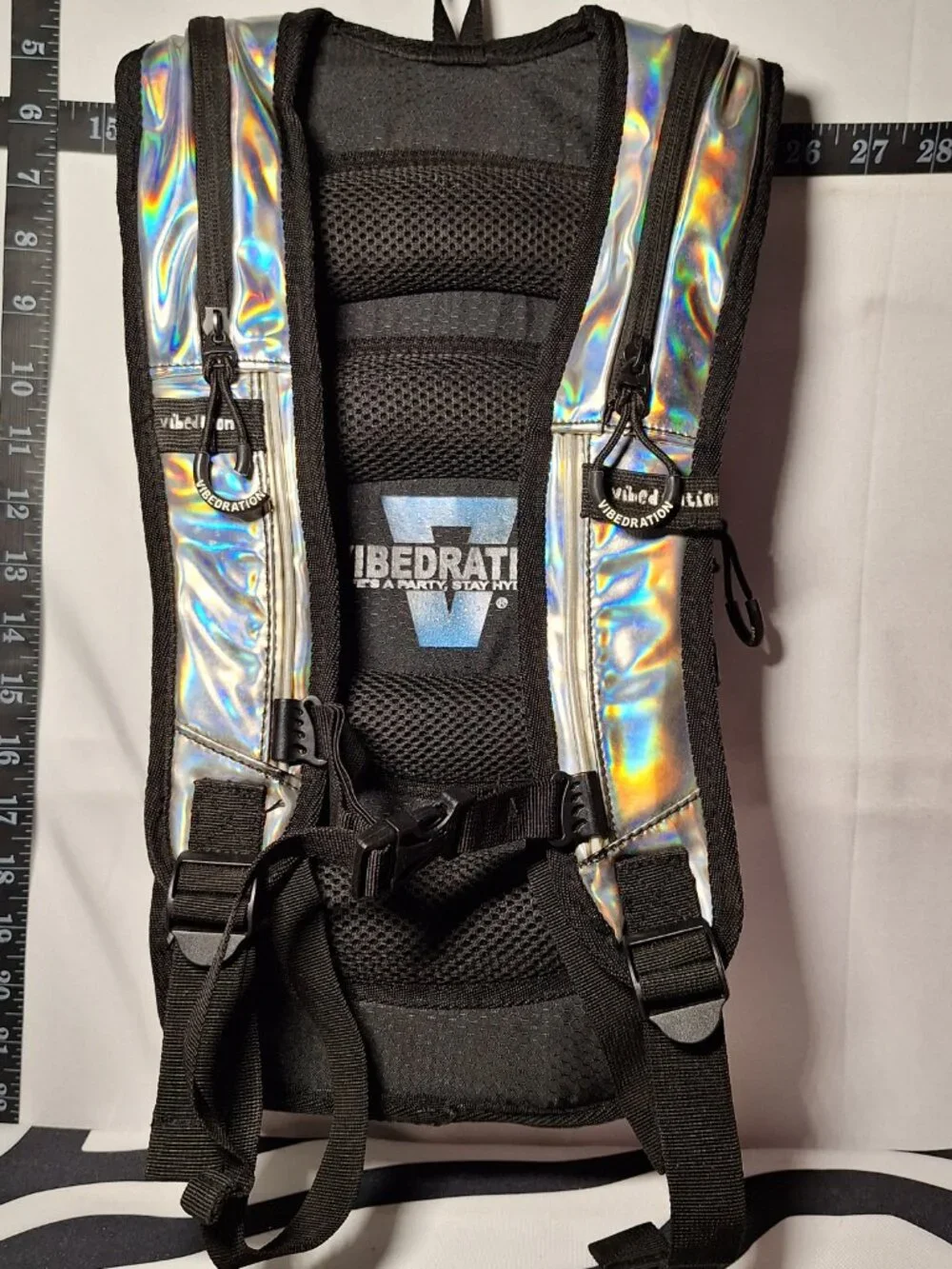 Vibedration Hydration Backpack w/o bladder - Holographic - Silver - Used
